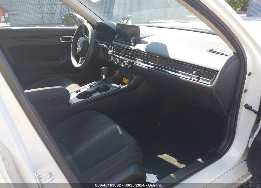 2024 HONDA CIVIC LX VIN: 19XFL2H56RE015992