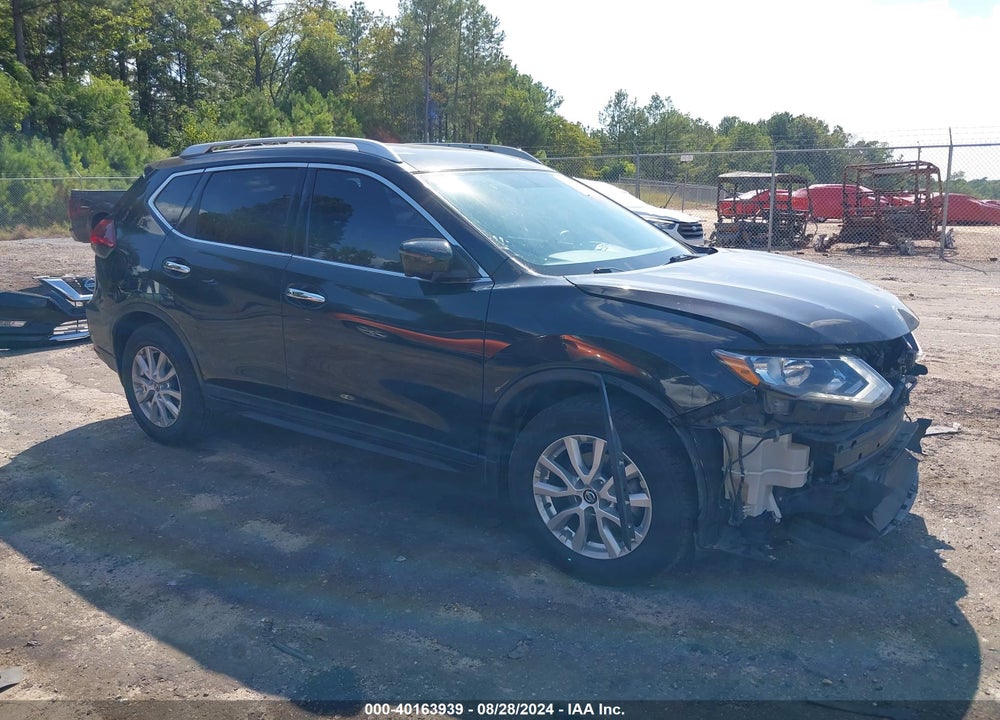 2018 NISSAN ROGUE SV VIN: KNMAT2MT5JP503642