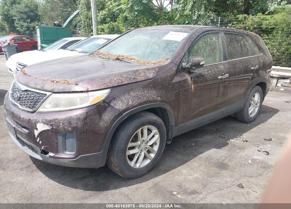 2015 KIA SORENTO LX VIN: 5XYKT3A6XFG640952
