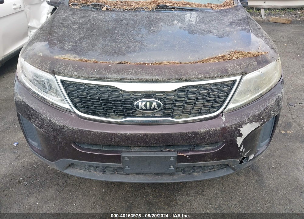 2015 KIA SORENTO LX VIN: 5XYKT3A6XFG640952