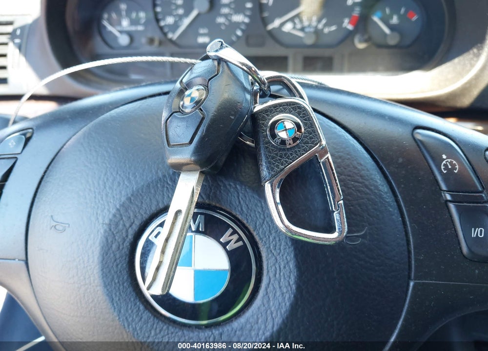 2004 BMW 325CI VIN: WBABW33404PL30111