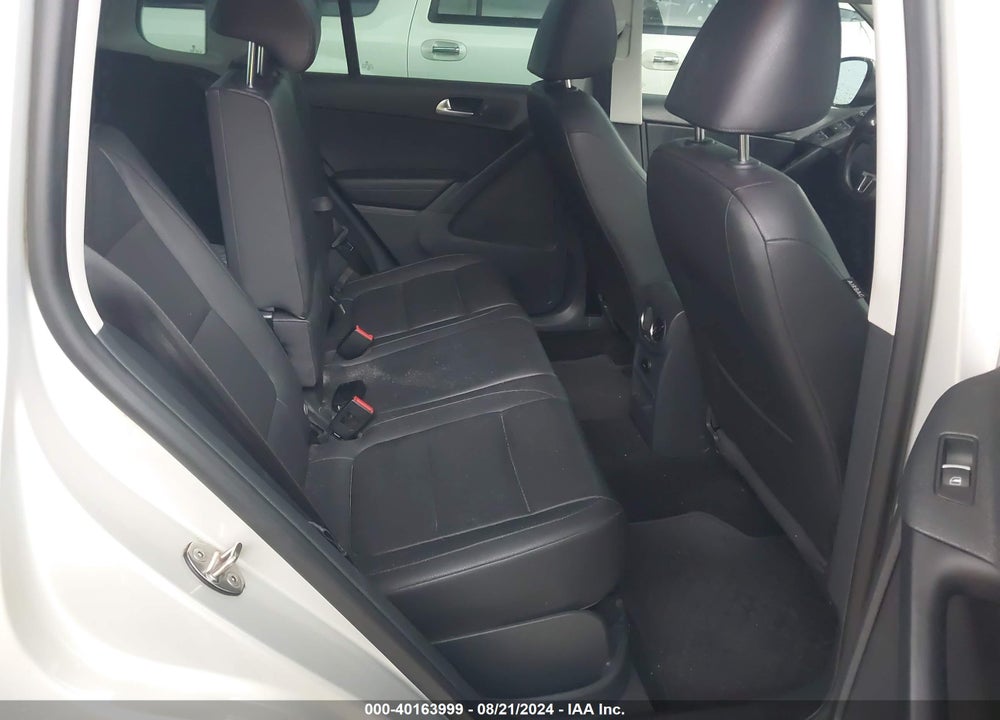2012 VOLKSWAGEN TIGUAN SE VIN: WVGBV7AX0CW593693