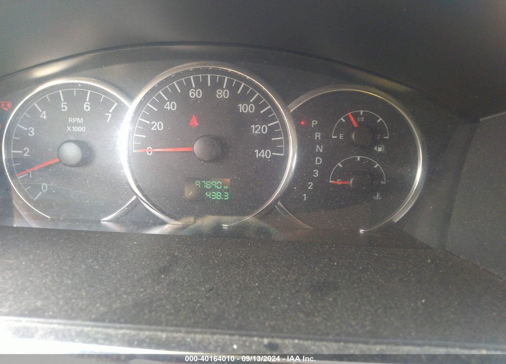 2007 BUICK LACROSSE VIN: 2G4WC582X71177024
