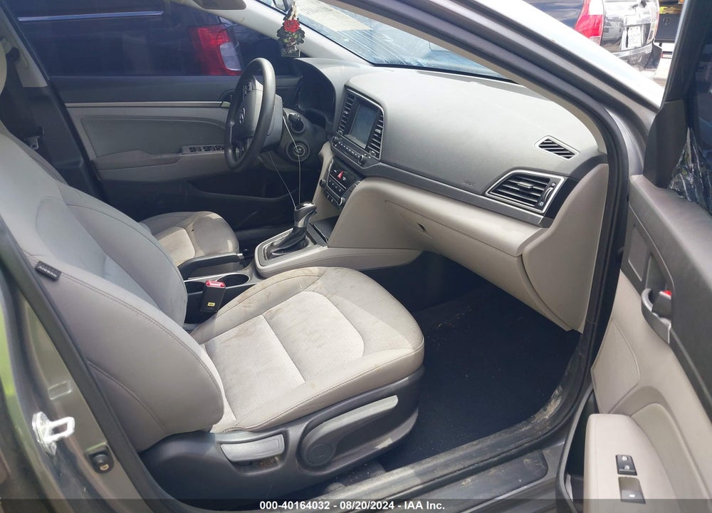 2017 HYUNDAI ELANTRA SE VIN: KMHD84LF8HU196321