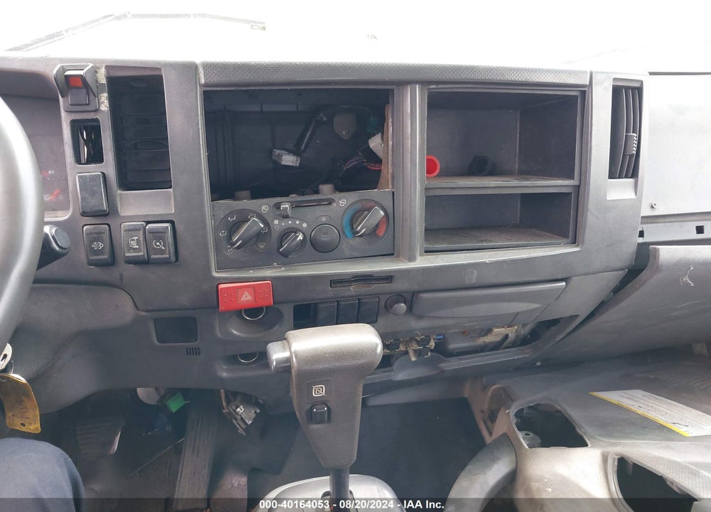 2014 ISUZU DSL REG AT VIN: JALE5W163E7300450