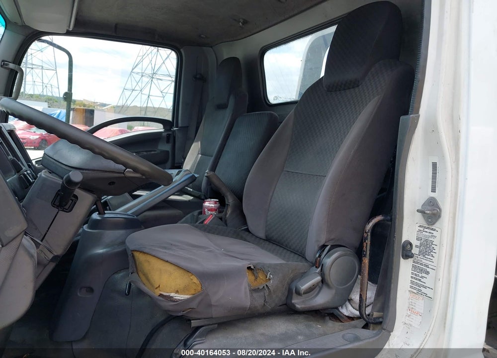 2014 ISUZU DSL REG AT VIN: JALE5W163E7300450