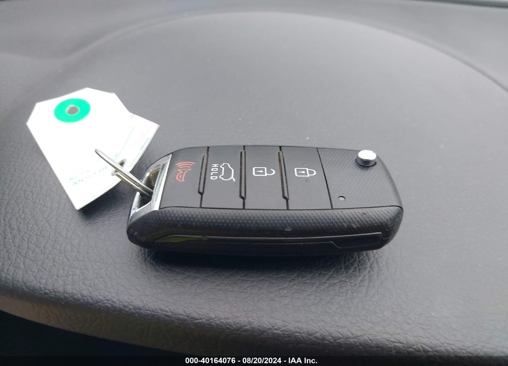 2015 KIA SORENTO LX V6 VIN: 5XYKTDA71FG611399
