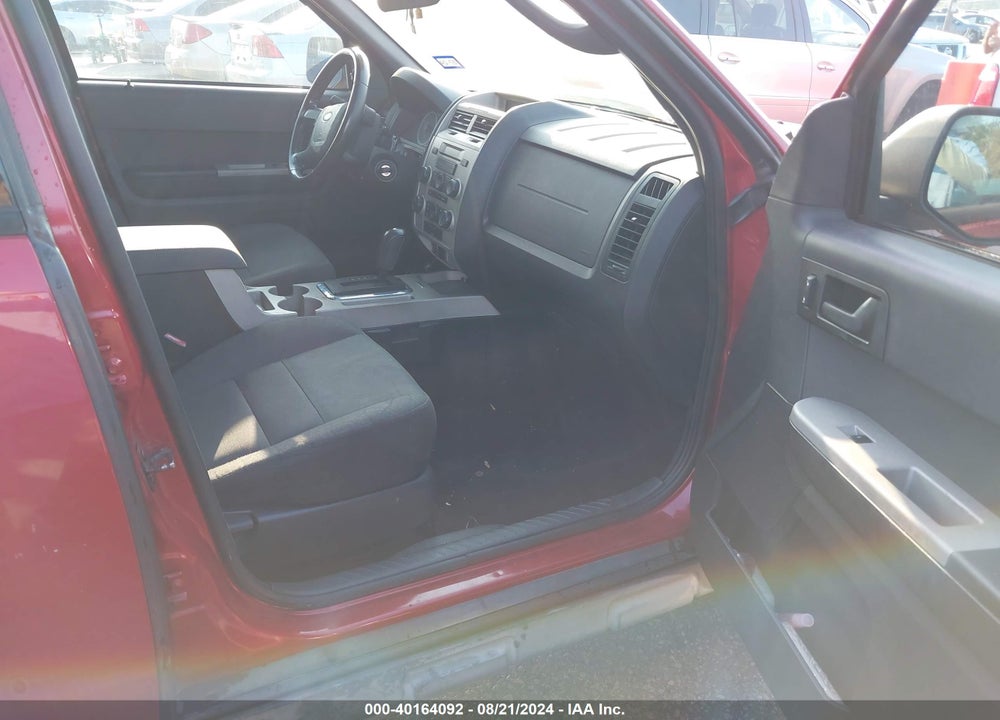 2010 FORD ESCAPE XLT VIN: 1FMCU0D78AKC83158