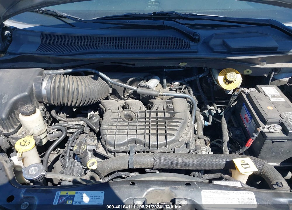 2014 CHRYSLER TOWN & COUNTRY TOURING VIN: 2C4RC1BG2ER133208