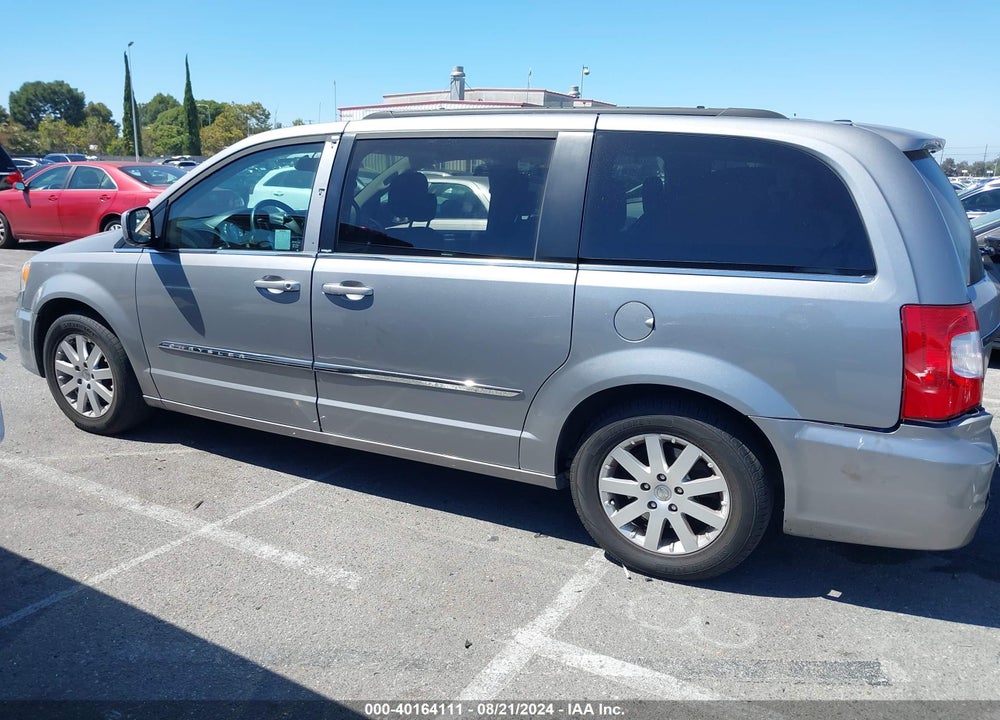 2014 CHRYSLER TOWN & COUNTRY TOURING VIN: 2C4RC1BG2ER133208