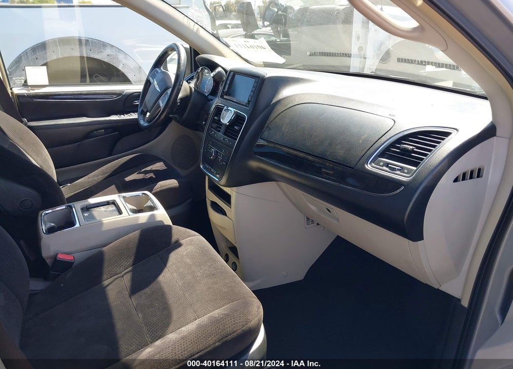 2014 CHRYSLER TOWN & COUNTRY TOURING VIN: 2C4RC1BG2ER133208