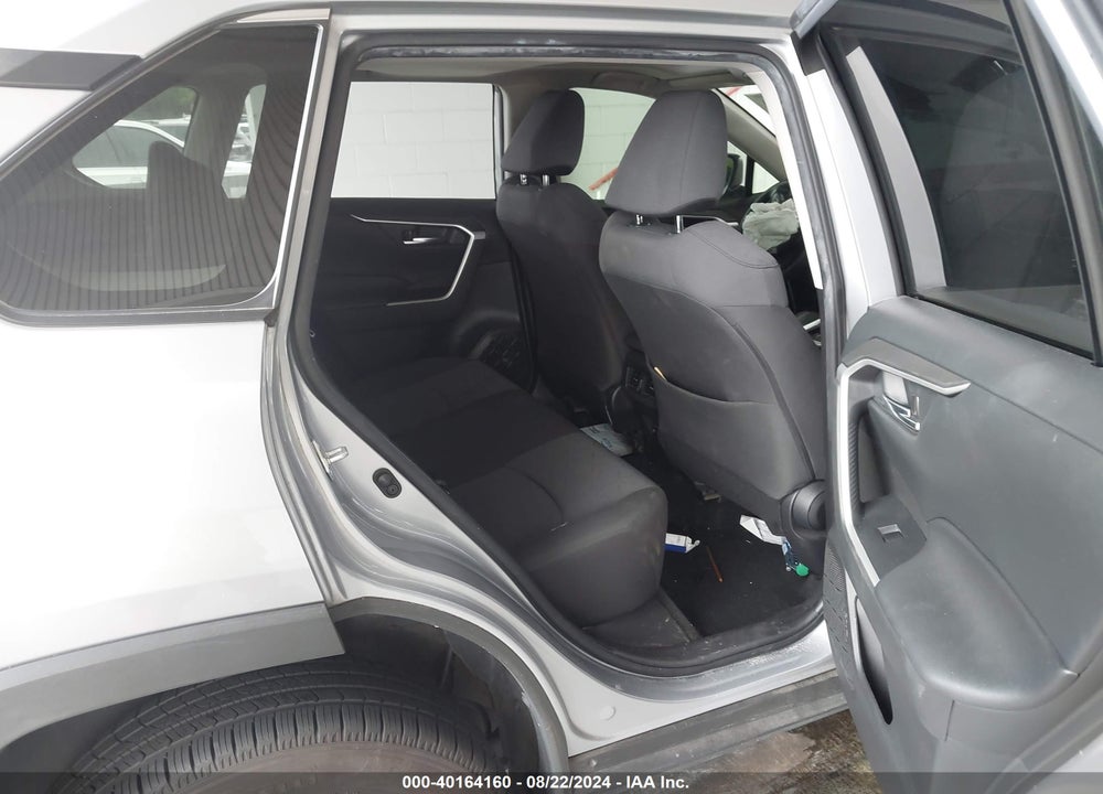 2020 TOYOTA RAV4 XLE VIN: JTMW1RFV8LD522032