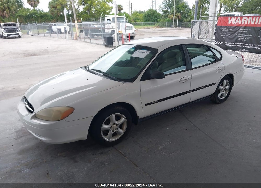 2000 FORD TAURUS LX VIN: 1FAFP52U1YA106519