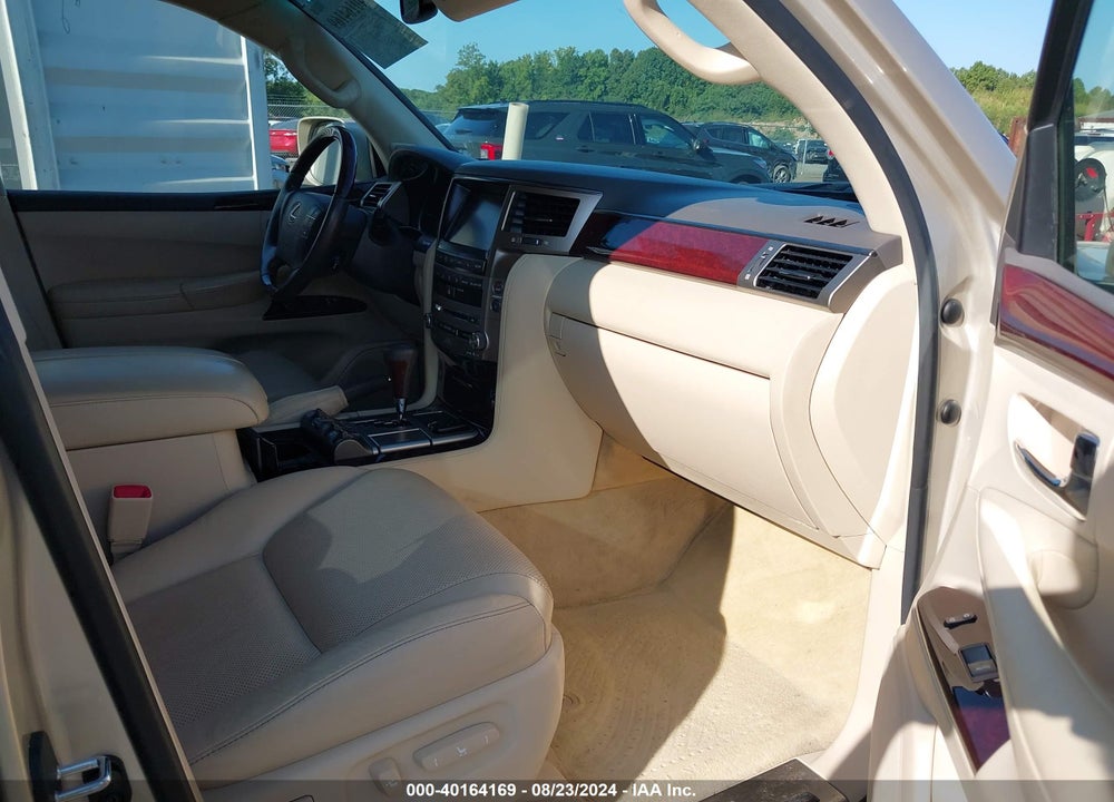 2014 LEXUS LX 570 VIN: JTJHY7AX1E4150776