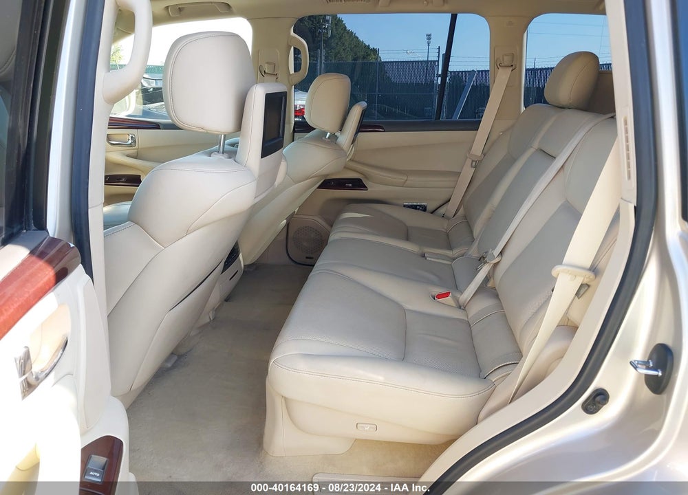 2014 LEXUS LX 570 VIN: JTJHY7AX1E4150776