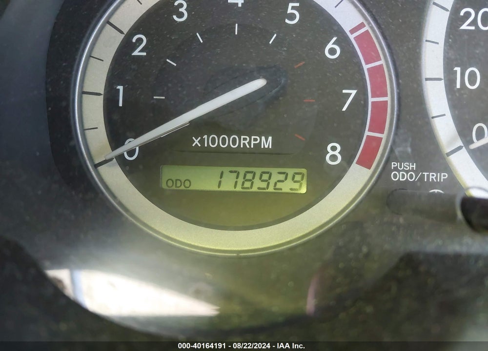 2004 TOYOTA SIENNA XLE VIN: 5TDZA22CX4S109673