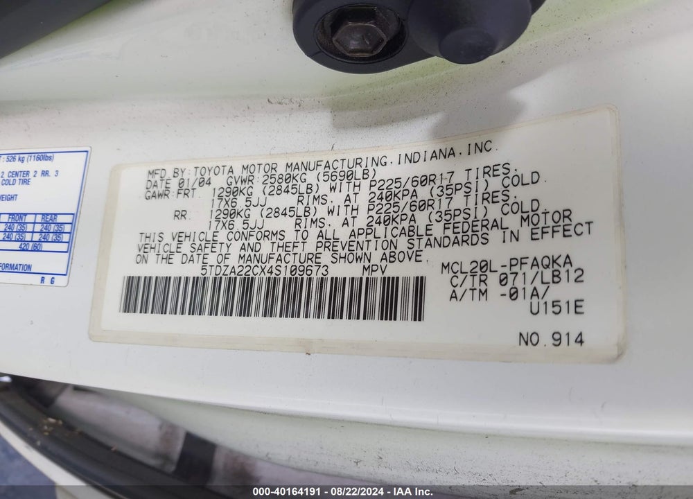 2004 TOYOTA SIENNA XLE VIN: 5TDZA22CX4S109673