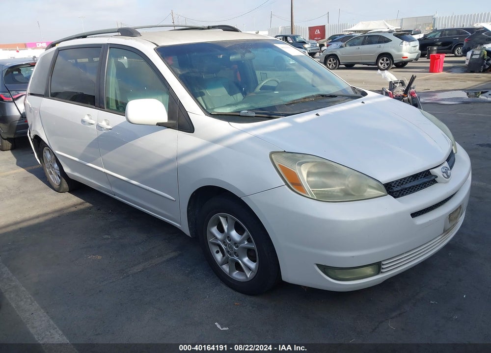 2004 TOYOTA SIENNA XLE VIN: 5TDZA22CX4S109673