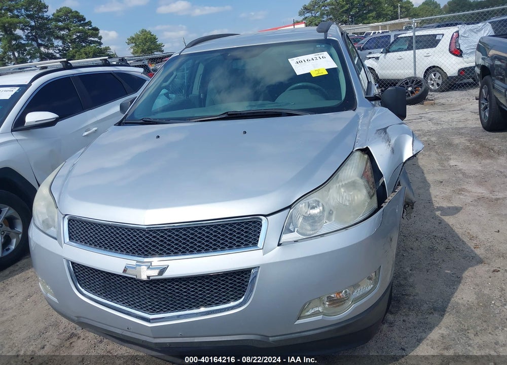 2012 CHEVROLET TRAVERSE LS VIN: 1GNKRFED2CJ300562