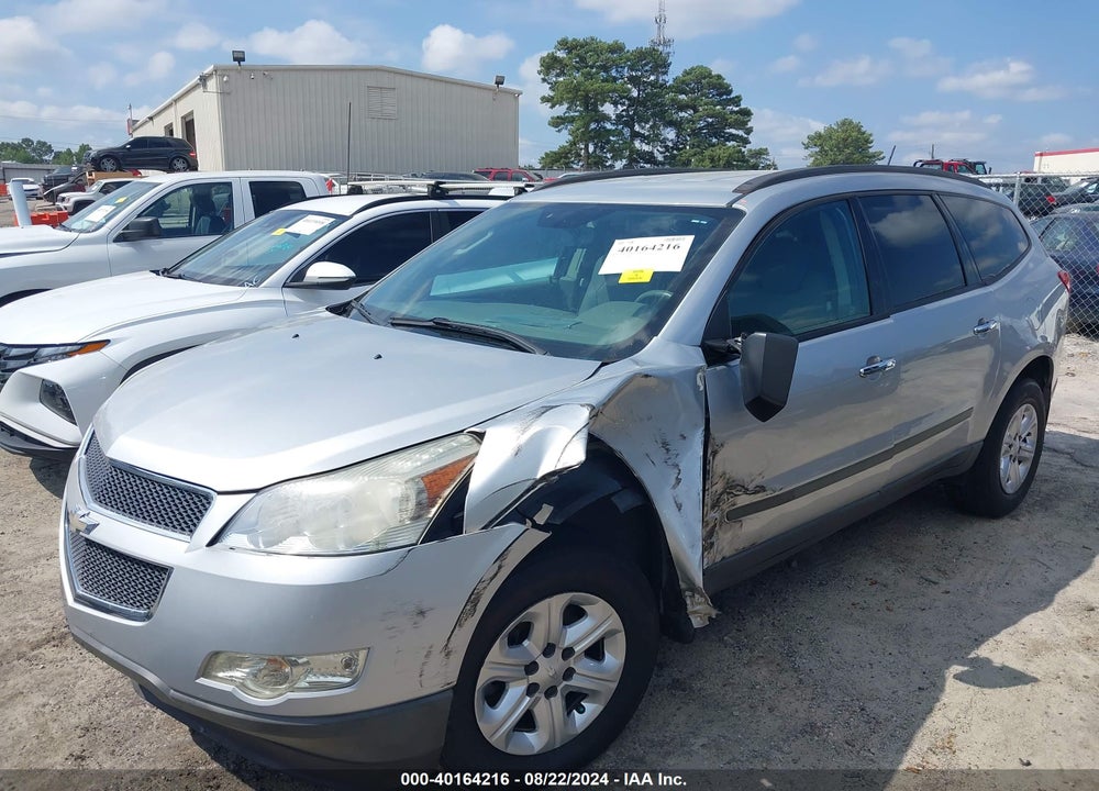 2012 CHEVROLET TRAVERSE LS VIN: 1GNKRFED2CJ300562