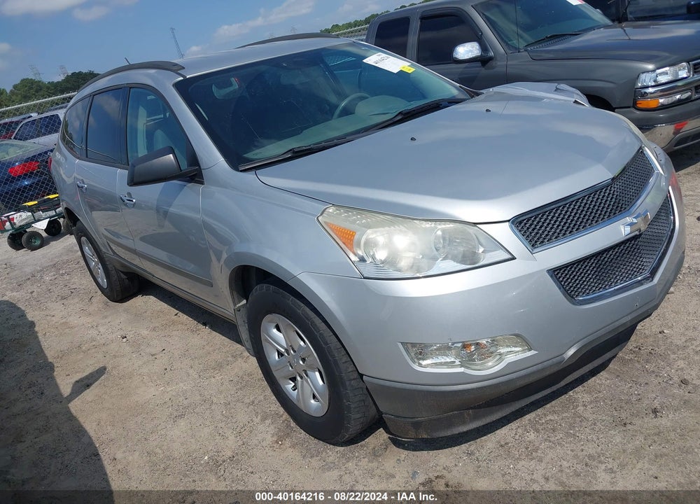 2012 CHEVROLET TRAVERSE LS VIN: 1GNKRFED2CJ300562