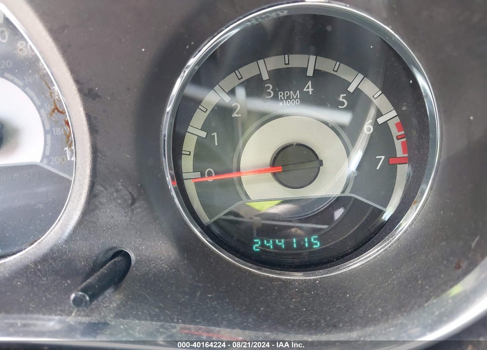 2013 CHRYSLER 200 LX VIN: 1C3CCBABXDN641122