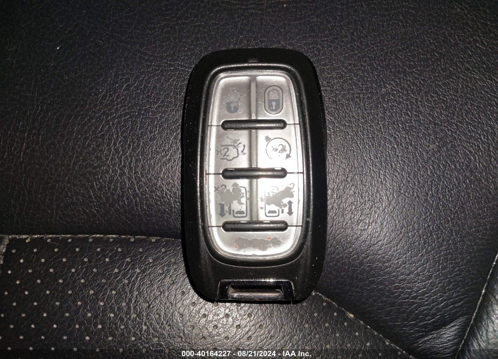 2019 CHRYSLER PACIFICA TOURING L VIN: 2C4RC1BG0KR532758