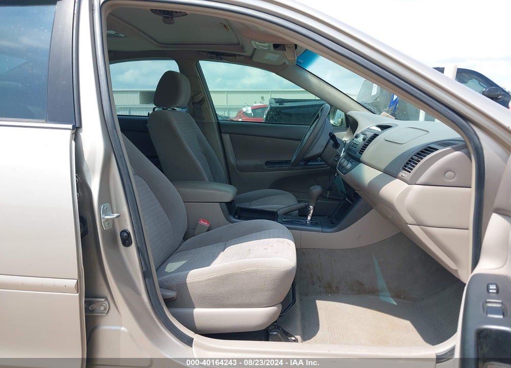 2005 TOYOTA CAMRY VIN: 4T1BE32KX5U627715