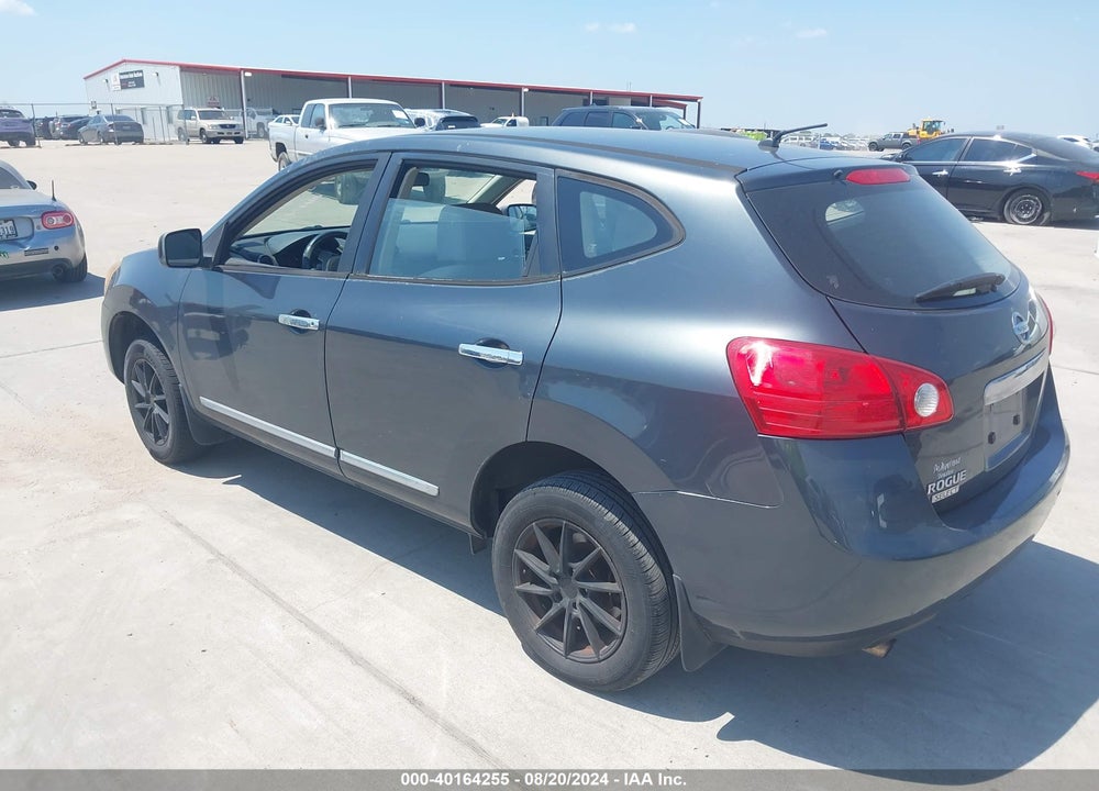 2014 NISSAN ROGUE SELECT S VIN: JN8AS5MT1EW608635