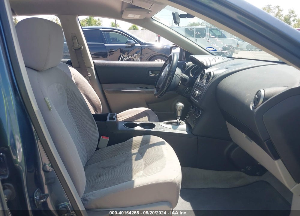 2014 NISSAN ROGUE SELECT S VIN: JN8AS5MT1EW608635