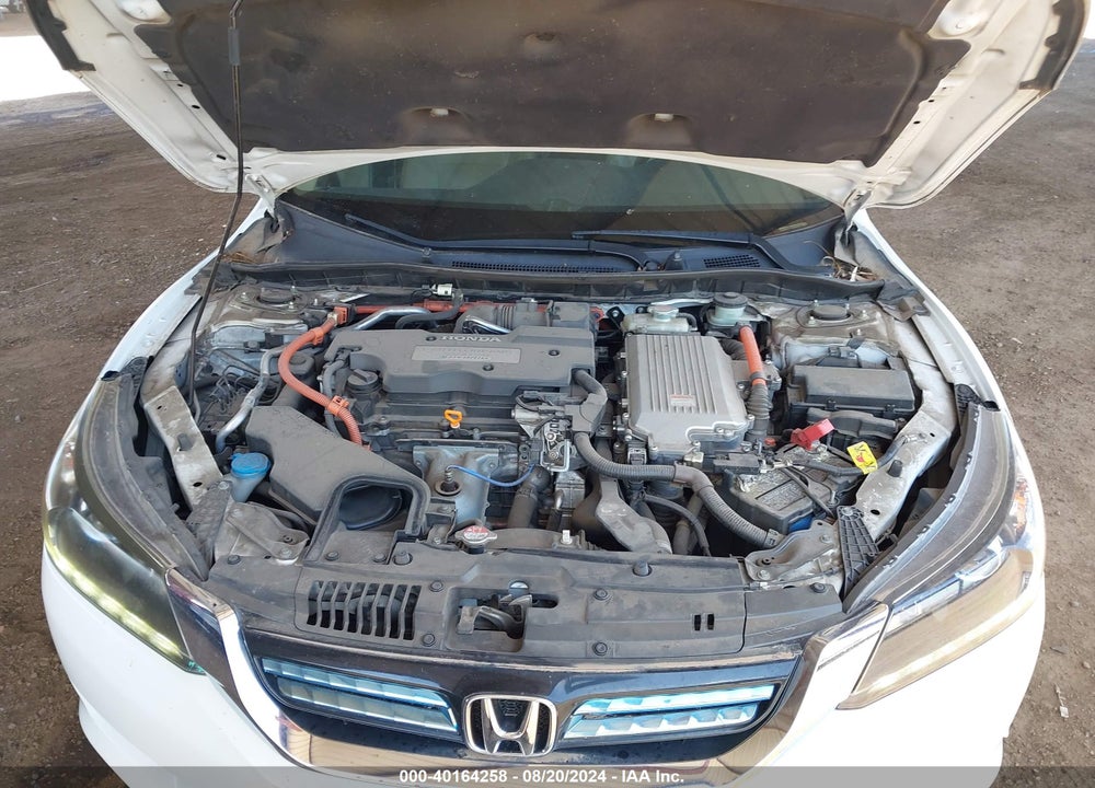 2015 HONDA ACCORD HYBRID EX-L VIN: 1HGCR6F51FA008282