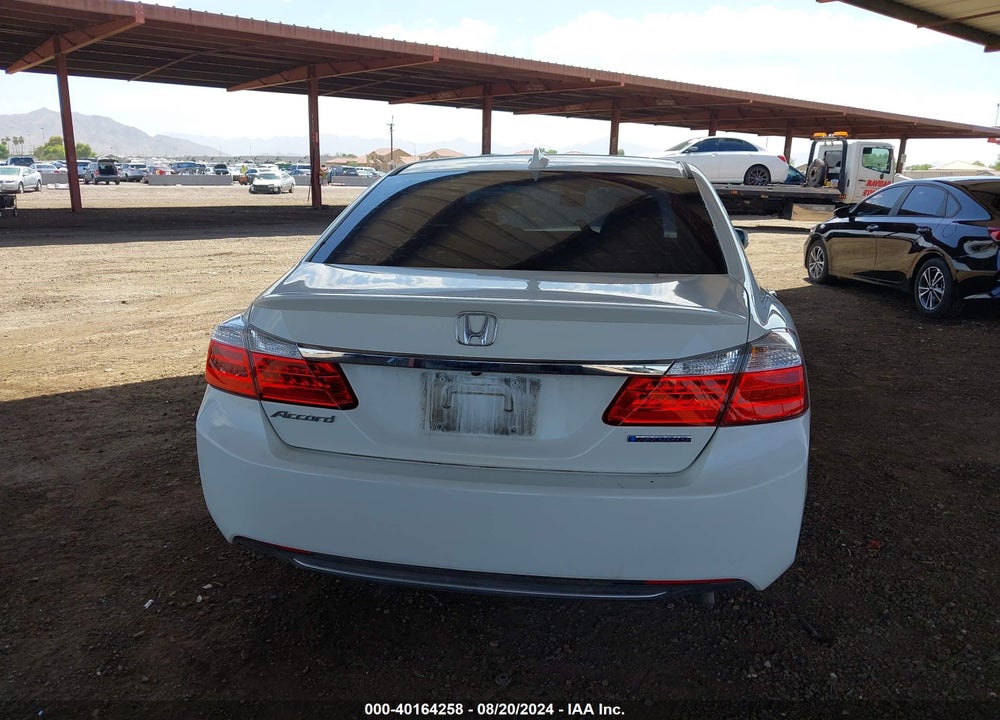 2015 HONDA ACCORD HYBRID EX-L VIN: 1HGCR6F51FA008282