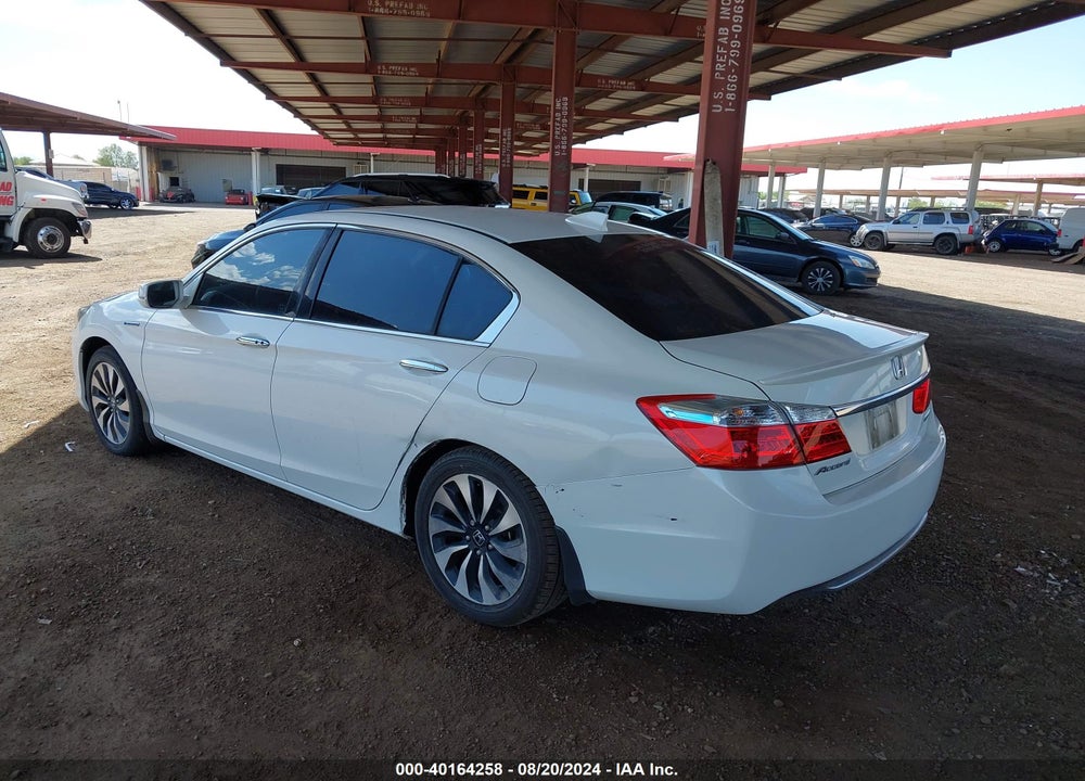 2015 HONDA ACCORD HYBRID EX-L VIN: 1HGCR6F51FA008282