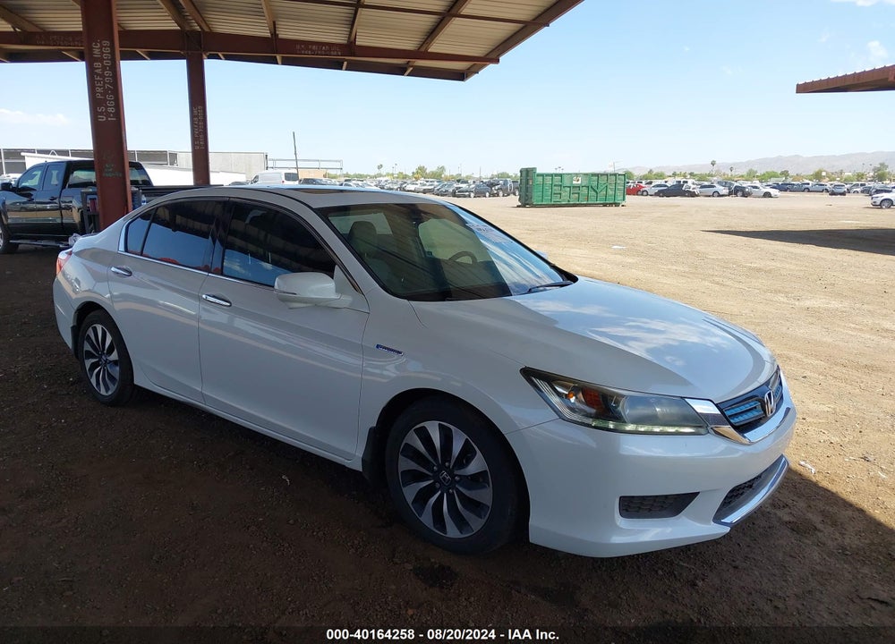 2015 HONDA ACCORD HYBRID EX-L VIN: 1HGCR6F51FA008282