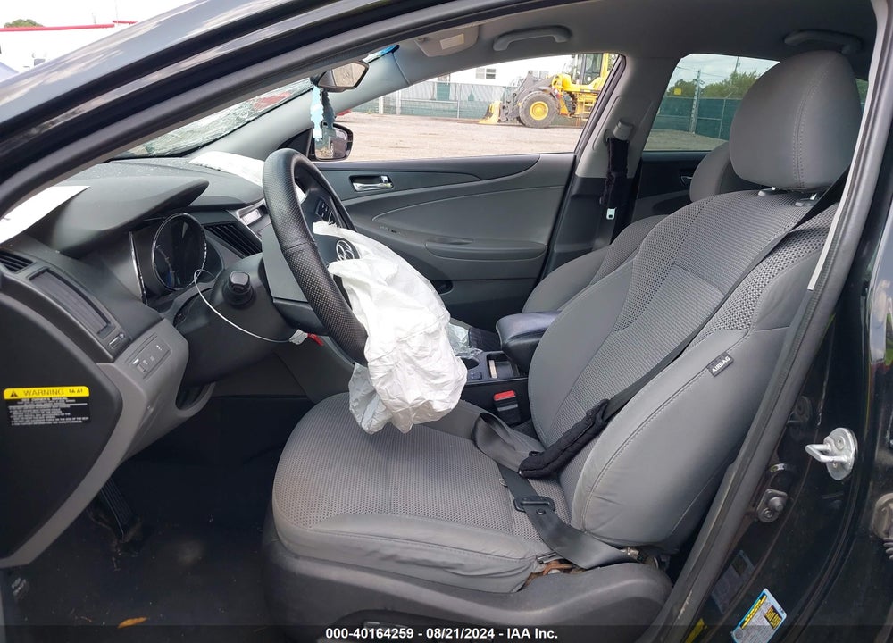 2014 HYUNDAI SONATA GLS VIN: 5NPEB4AC5EH944970