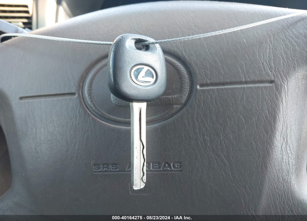 2001 LEXUS ES 300 VIN: JT8BF28G410293504