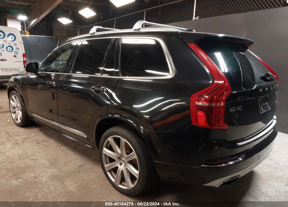 2018 VOLVO XC90 HYBRID T8 INSCRIPTION VIN: YV4BR0PL1J1329538