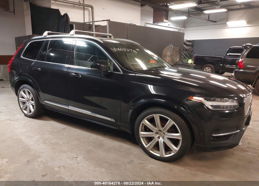 2018 VOLVO XC90 HYBRID T8 INSCRIPTION VIN: YV4BR0PL1J1329538