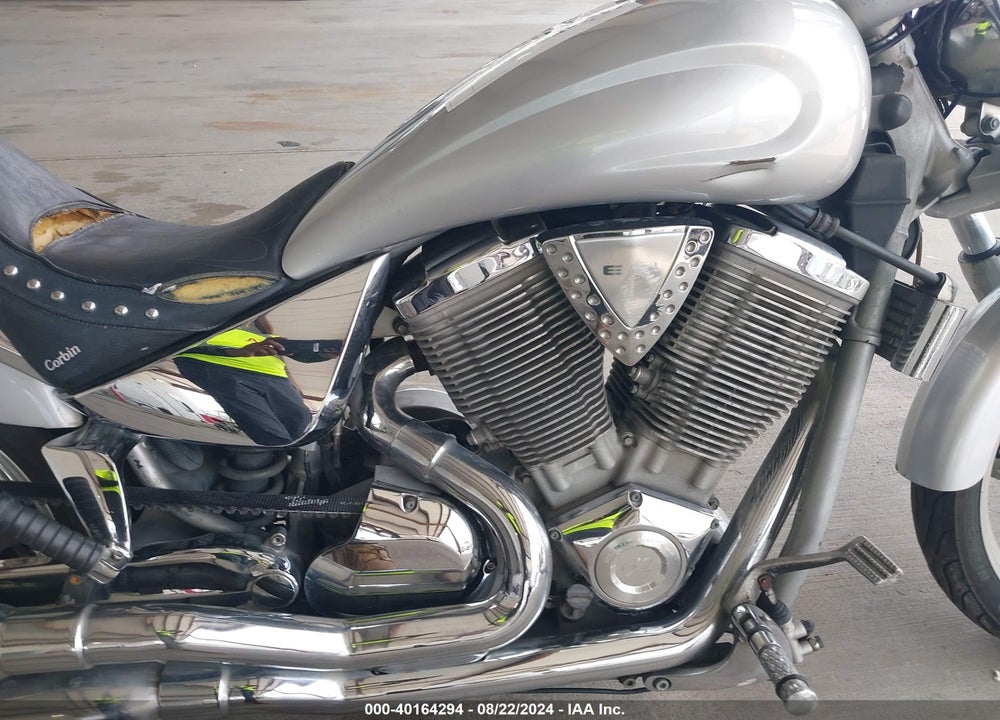 2003 VICTORY MOTORCYCLES VEGAS VIN: 5VPGB16D833003645