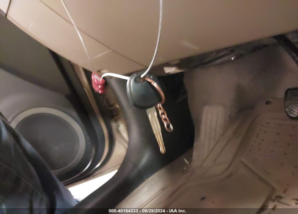2009 TOYOTA RAV4 VIN: JTMBF33V295005037