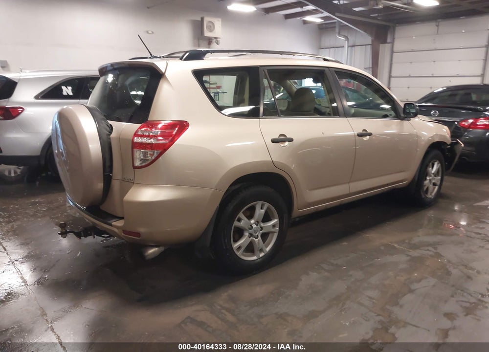2009 TOYOTA RAV4 VIN: JTMBF33V295005037