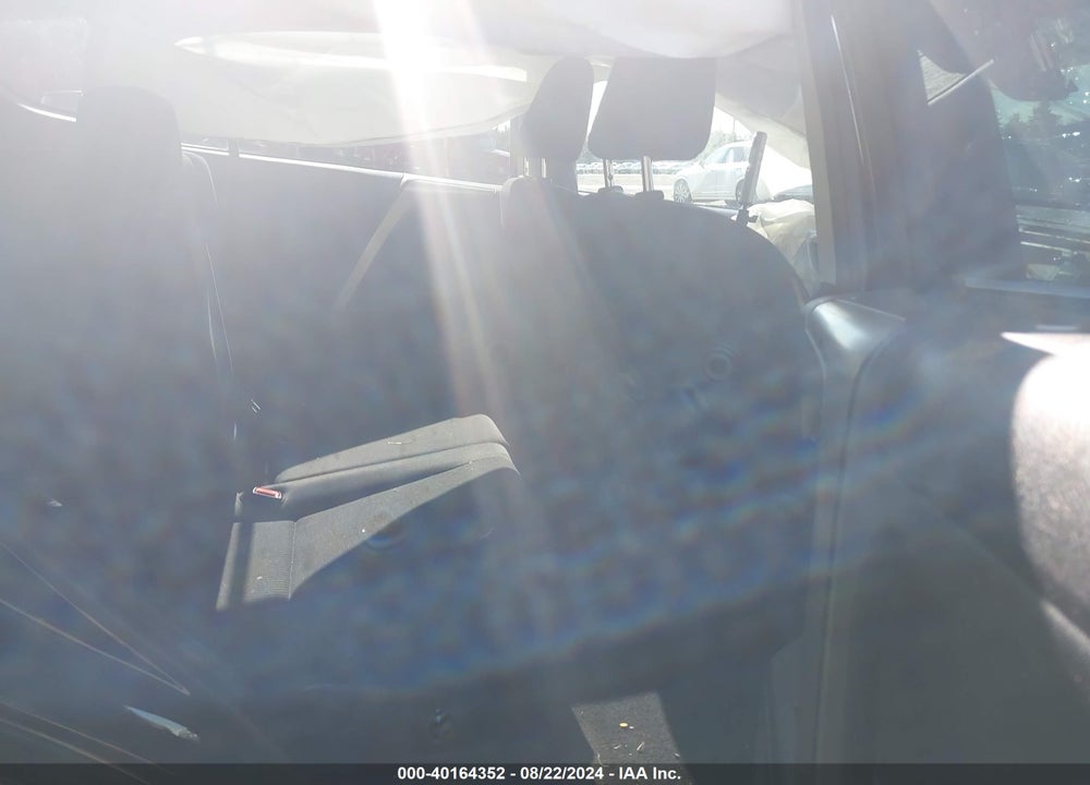 2017 TOYOTA RAV4 LE VIN: 2T3BFREV9HW549722