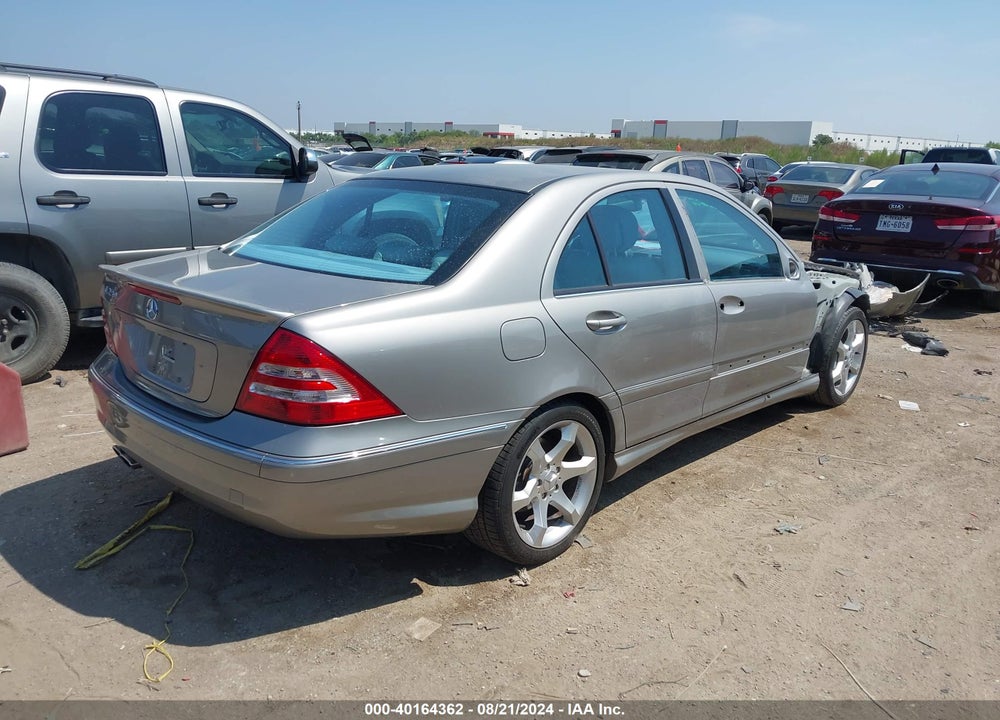 2007 MERCEDES-BENZ C 230 SPORT VIN: WDBRF52HX7E026087