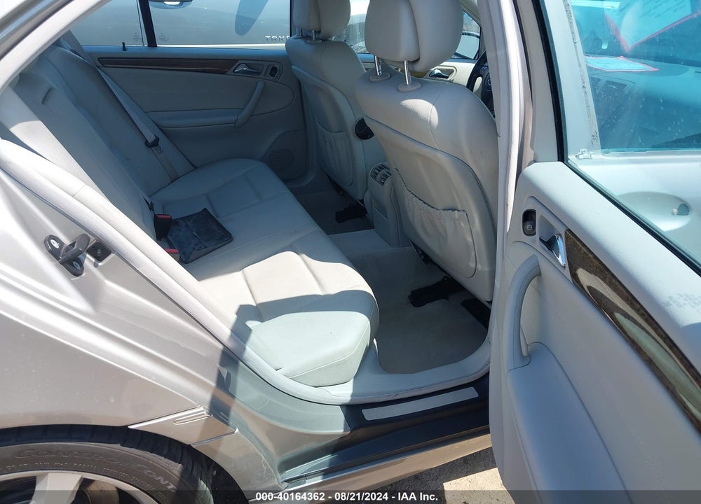 2007 MERCEDES-BENZ C 230 SPORT VIN: WDBRF52HX7E026087