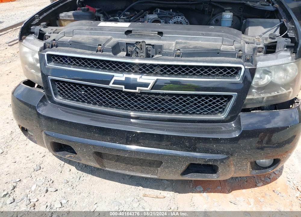 2011 CHEVROLET TAHOE LT VIN: 1GNSCBE02BR238099
