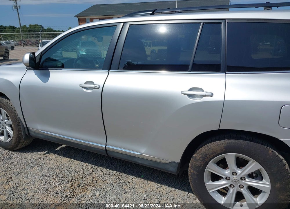 2013 TOYOTA HIGHLANDER VIN: 5TDBK3EH7DS266363
