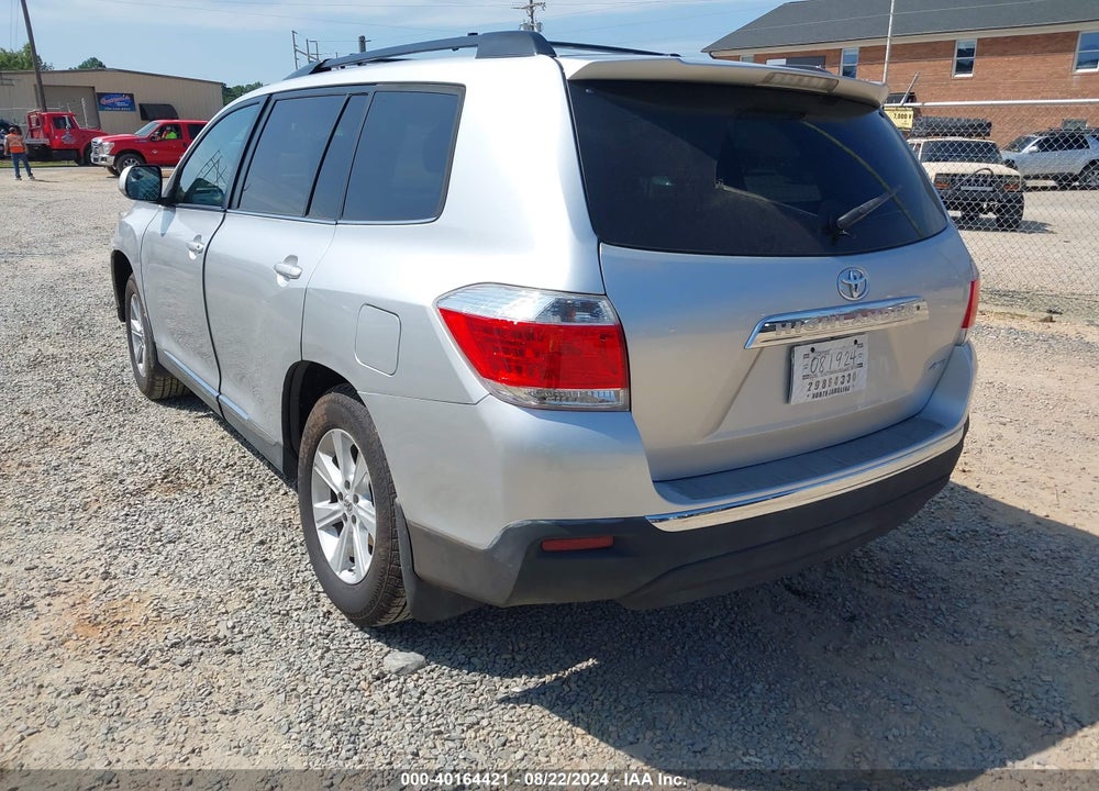 2013 TOYOTA HIGHLANDER VIN: 5TDBK3EH7DS266363