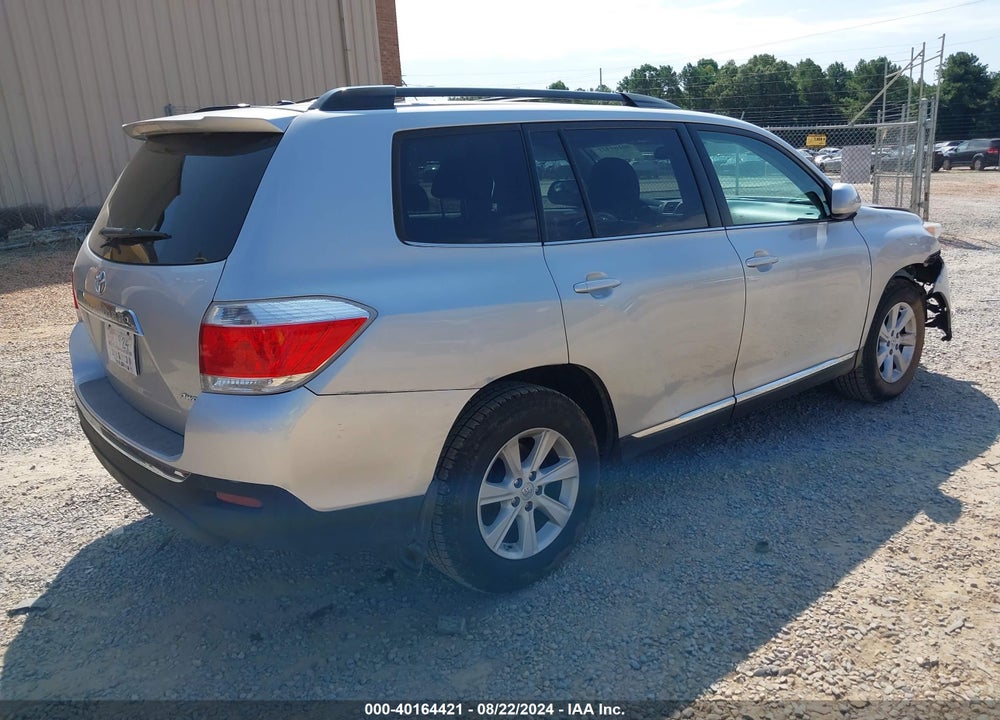 2013 TOYOTA HIGHLANDER VIN: 5TDBK3EH7DS266363