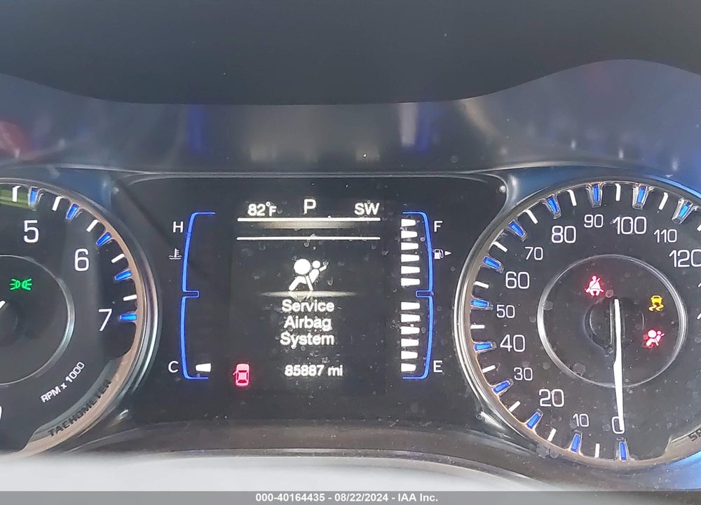 2016 CHRYSLER 200 LIMITED VIN: 1C3CCCABXGN116958