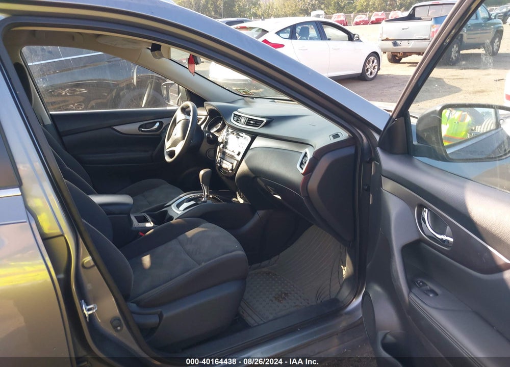2016 NISSAN ROGUE SV VIN: KNMAT2MV1GP667027